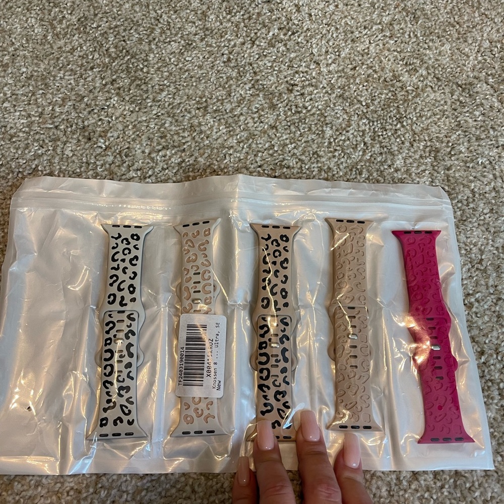 Apple Watch bands (5 of 6) Leopard print NEW SIZE 42/44